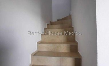 Casa en Venta en El Laurel, Coacalco  de Berrioazabal