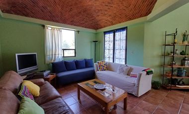 Casa con gran terreno en venta en Tepetlaoxtoc de Hidalgo Estado de Mexico
