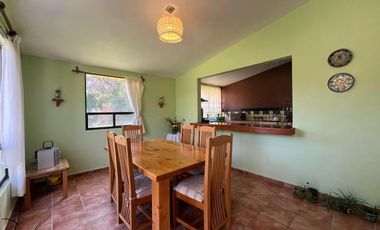 Casa con gran terreno en venta en Tepetlaoxtoc de Hidalgo Estado de Mexico