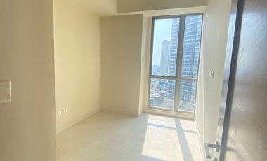 for rent 3+1 bedroom semi furnish taman anggrek residence