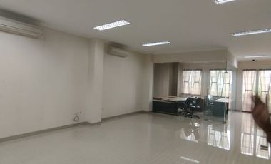 Dijual kantor di Gading Putih Raya