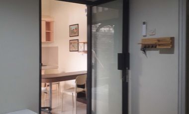 Rumah Cantik, Fully furnished, di Jln. Anggrek Neli Murni Raya