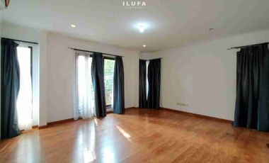dijual dan disewakan rumah bagus modern 6br lokasi strategis kemang