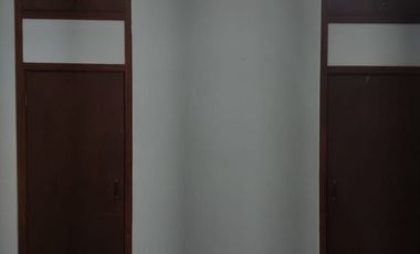 Venta de Casa en Oblatos Remodelada, 3 Recámaras, Estudio y Cerca de Plaza Oblatos