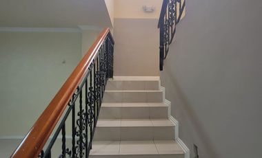 EN ALQUILER | Estratégica Casa Esquinera – El Tornero, Sector UESS, Vía Samborondón