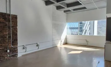 RENTA DE Oficina en Q7001 en centro sur Querétaro $16,186 + mas IVA cerca de la carretera MEXICO -QRO UBICACIÓN IDEAL