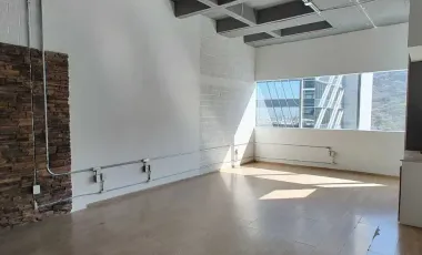 RENTA DE Oficina en Q7001 en centro sur Querétaro $16,186 + mas IVA cerca de la carretera MEXICO -QRO UBICACIÓN IDEAL