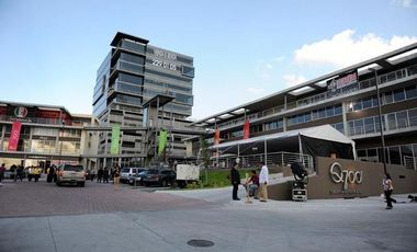 RENTA DE Oficina en Q7001 en centro sur Querétaro $16,186 + mas IVA cerca de la carretera MEXICO -QRO UBICACIÓN IDEAL