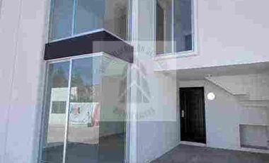 ‼️*CASA EN VENTA*‼️
$2,100,000
Col Bello Horizonte
Cerca de UDLAP, Frescura Camino Real, Periférico , UVM