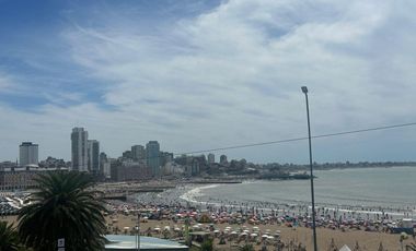 Departamento tres ambiente, vista al Mar. Mar del Plata.