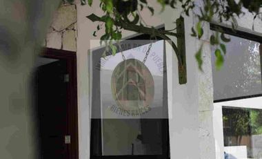 SE VENDE CASA 
FINCA LAS MEMORIAS* 
*ATLIXCO, PUEBLA*~
$4,800,000 casa club alberca canchas de pádel