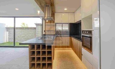 CASA EN VENTA EN PARQUE MILAN*
LOMAS DE ANGELOPOLIS