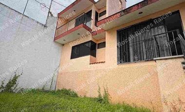 EN VENTA CASA SOLA EN CUERNAVACA