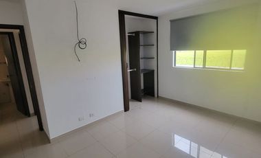 En alquiler casa de 4 dormitorios en Ciudad Celeste, Samborondon