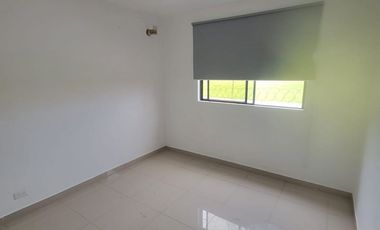 En alquiler casa de 4 dormitorios en Ciudad Celeste, Samborondon