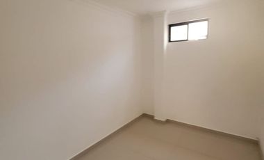 En alquiler casa de 4 dormitorios en Ciudad Celeste, Samborondon