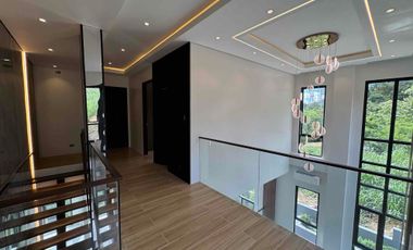 Overlooking Brand New Luxurious High Ceiling Home with Dipping Pool (Jacuzzi) - Semi Furnished