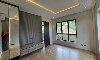 Overlooking Brand New Luxurious High Ceiling Home with Dipping Pool (Jacuzzi) - Semi Furnished