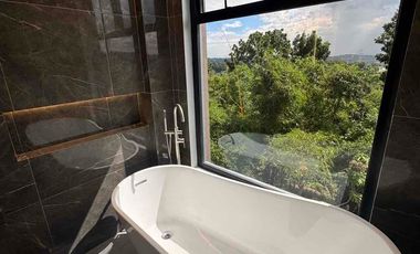 Overlooking Brand New Luxurious High Ceiling Home with Dipping Pool (Jacuzzi) - Semi Furnished