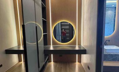 Overlooking Brand New Luxurious High Ceiling Home with Dipping Pool (Jacuzzi) - Semi Furnished