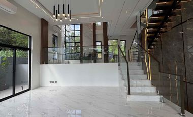 Overlooking Brand New Luxurious High Ceiling Home with Dipping Pool (Jacuzzi) - Semi Furnished