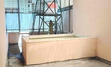 DIJUAL RUMAH SIAP HUNI 2 LANTAI DI KOMPLEK BATUNUNGGAL BANDUNG