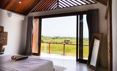 2-Bedroom Villa with Bright Open Living Spaces in Cepaka