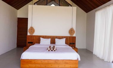 2-Bedroom Villa with Bright Open Living Spaces in Cepaka