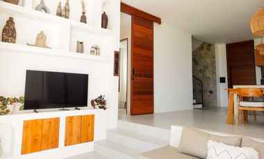 2-Bedroom Villa with Bright Open Living Spaces in Cepaka