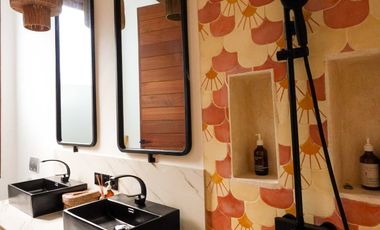 2-Bedroom Villa with Bright Open Living Spaces in Cepaka