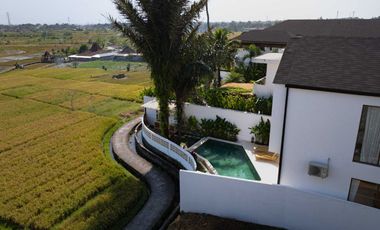 2-Bedroom Villa with Bright Open Living Spaces in Cepaka