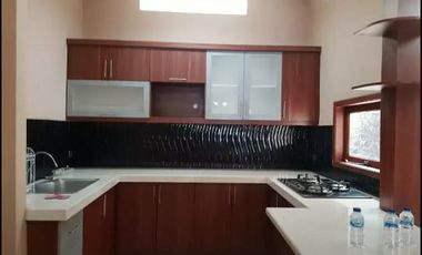 Disewakan Rumah full furnish Murah Banget di Mekarwangi