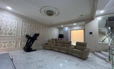 Jual / sewa rumah di Darmo Hill Surabaya