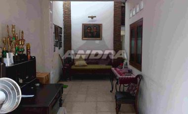 rumah solo hanggowongso tipes singosaren pasar kembang