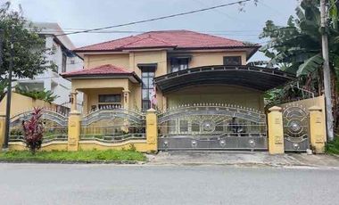 RUMAH MEWAH DI JALAN UTAMA WIKA SIAP HUNI LOKASI PREMIUM