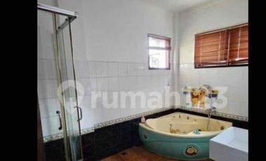 RUMAH MEWAH DI JALAN UTAMA WIKA SIAP HUNI LOKASI PREMIUM