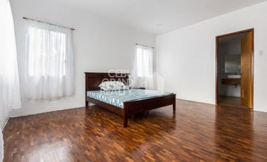 5 Bedroom House with Swimming Pool for Rent in North Town Cebu City