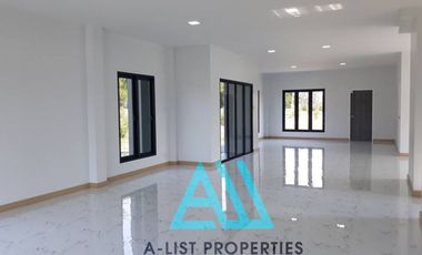 North Forbes Park Makati Houses for Sale