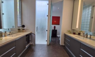 SUPER LUXURIOUS VILLA LEASEHOLD 30 YEARS IN UMALAS