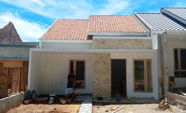 Dijual Rumah Komersil Tipe 60 Hanya 100 Meter Dari Bukit Sakura Kemiling Bandar Lampung