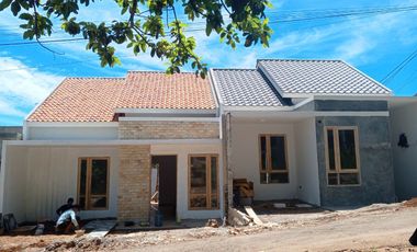 Dijual Rumah Komersil Tipe 60 Hanya 100 Meter Dari Bukit Sakura Kemiling Bandar Lampung