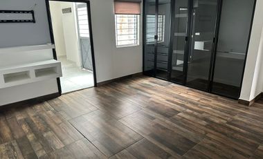 CASA EN RENTA DE 4 RECAMARAS y UN ESTUDIO EN COLONIA LA ESTANCIA.