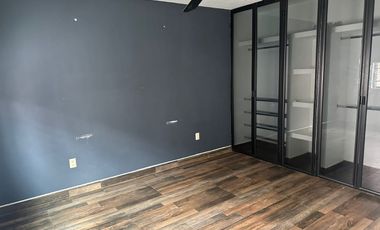 CASA EN RENTA DE 4 RECAMARAS y UN ESTUDIO EN COLONIA LA ESTANCIA.