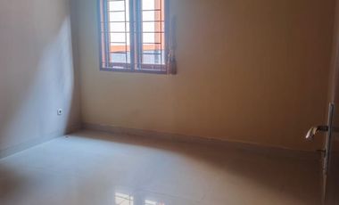 Disewakan Rumah Luas 400 meter di Pondok Bambu Duren Sawit Jakarta Timur