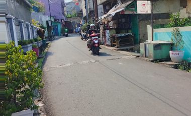 Disewakan Rumah Luas 400 meter di Pondok Bambu Duren Sawit Jakarta Timur