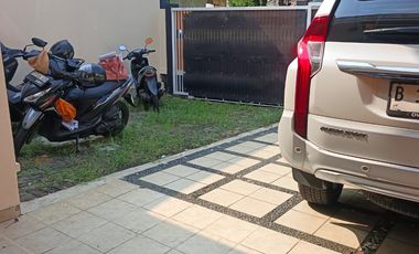 Disewakan Rumah Luas 400 meter di Pondok Bambu Duren Sawit Jakarta Timur