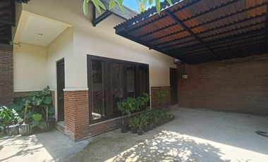 For Rent 3 Bedroom House at Sanur area