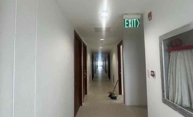 FOR RENT STUDIO UNIT WITH BALCONY AT COHO TAGUIG