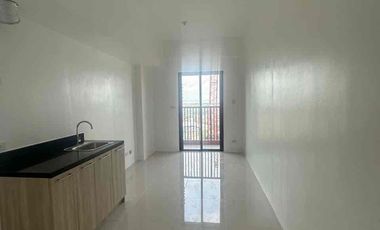 FOR RENT STUDIO UNIT WITH BALCONY AT COHO TAGUIG