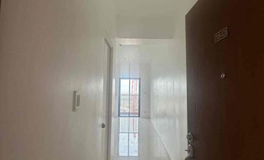 FOR RENT STUDIO UNIT WITH BALCONY AT COHO TAGUIG